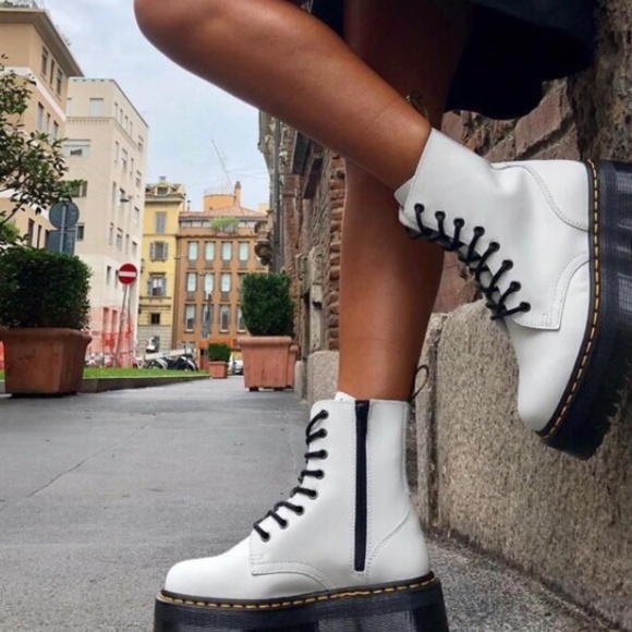Size 7 Dr. Martens Jadon Platform Boots - Picture 1 of 14